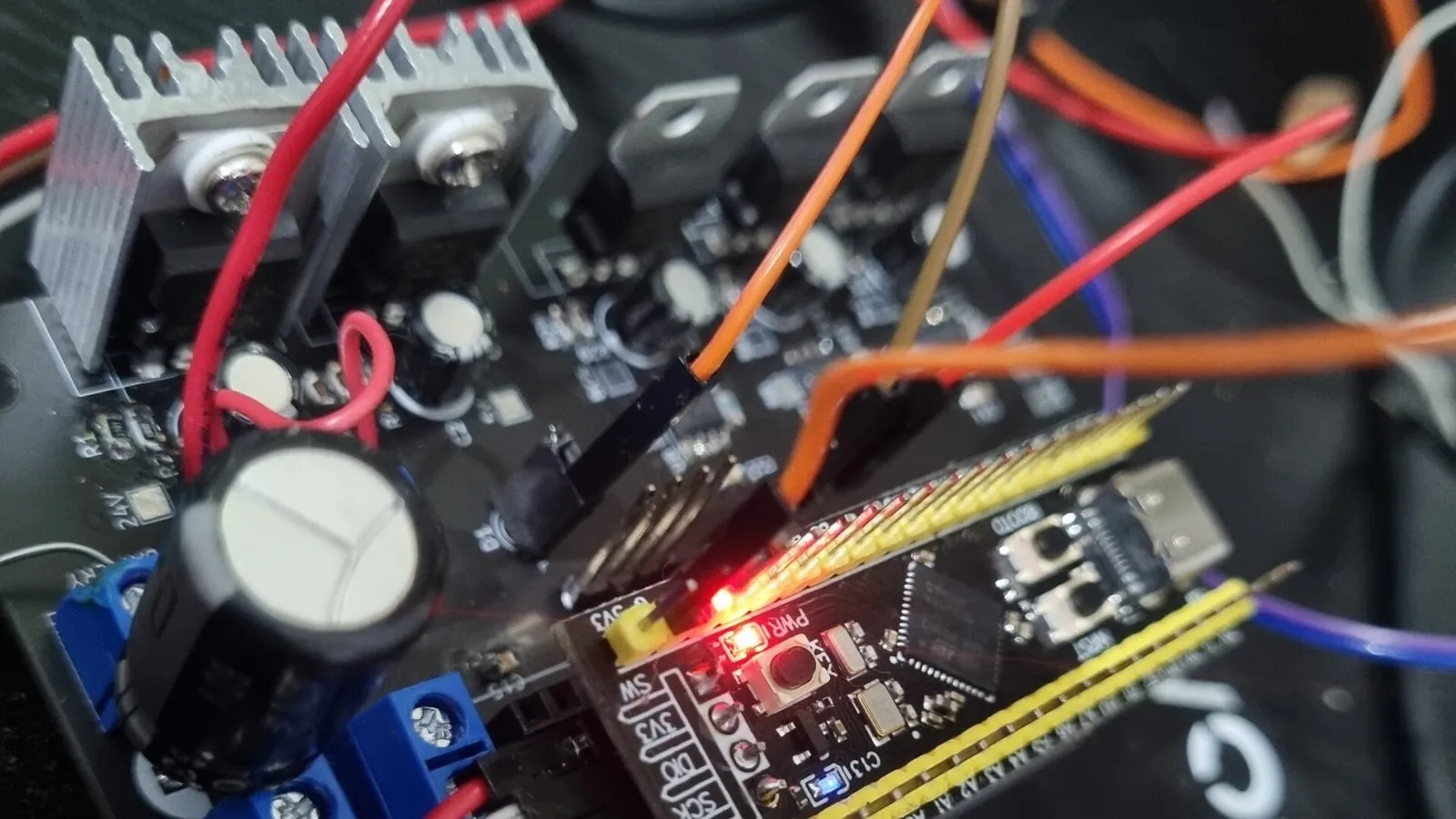 Sensorless BLDC speed controller